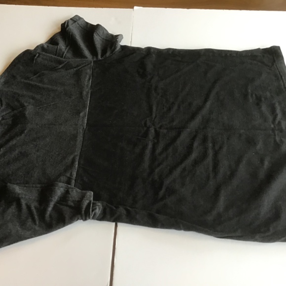 Guess signature men T-shirt gray & black size M. Short Sleeve - Picture 9 of 9